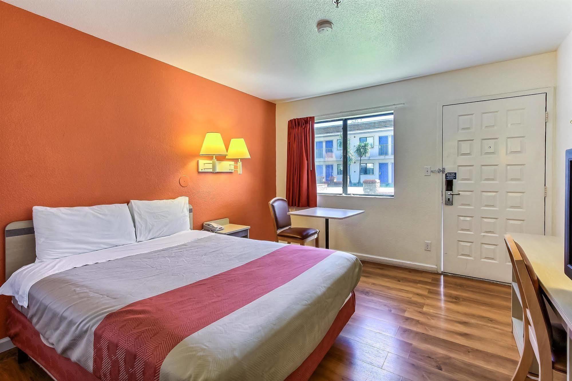 Motel 6-Fremont, Ca - South Екстер'єр фото